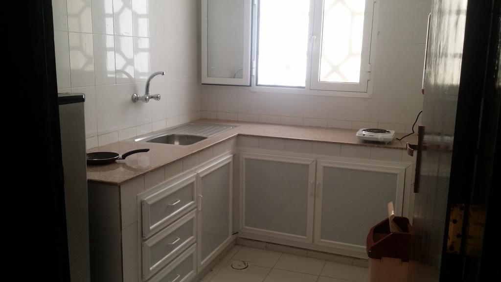 Al Afiah Corniche Hotel Apartment Sur Exterior foto