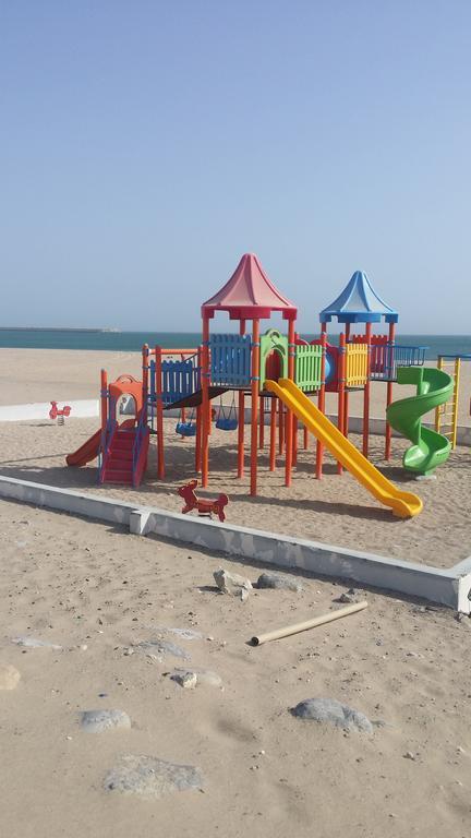 Al Afiah Corniche Hotel Apartment Sur Exterior foto